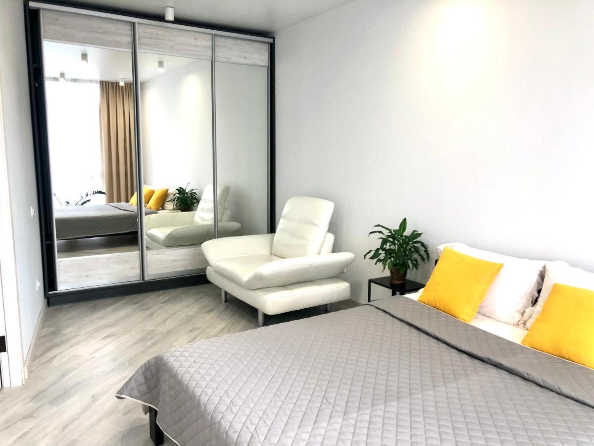 Osapart Ideal Apartment In The Complex Great Britain Lviv Exterior photo